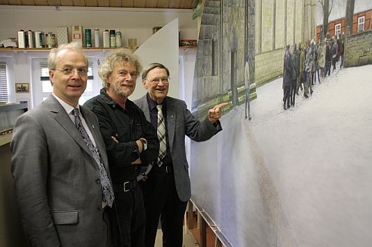 Dr. Klahr und D. Horst Hirschler im Atelier von hermann Buß