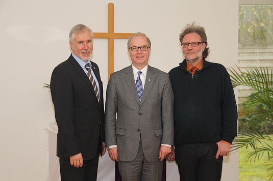Superintendent Burghard Klemenz, Landessuperintendent Dr. Detlef Klahr und Christof Vetter
