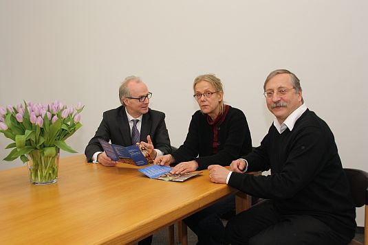 Dr. Klahr mit Dr. Kanzenbach und Pastor Jebens