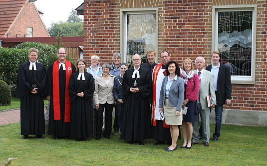 Landessuperintendent Dr. Klahr beim 80-jährigen Jubiläum der Kapelle in Osterbrock