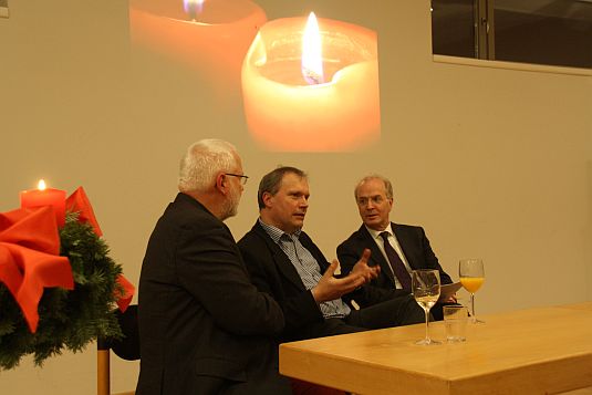 Landessuperintendent Dr. Klahr mit Achim Kunze und Detlef Abel